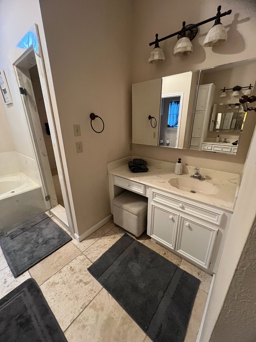 Furnished Finder property 1002866_1 photo 35