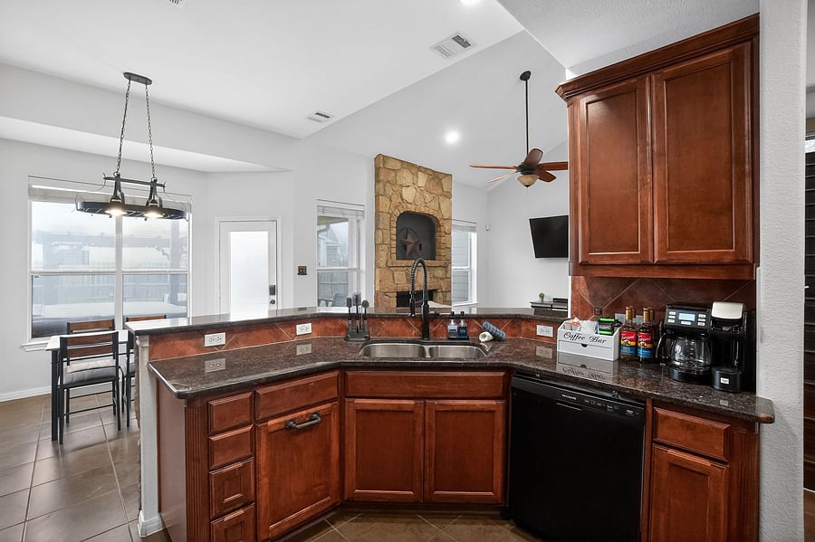 Furnished Finder property 1002868_1 photo 5