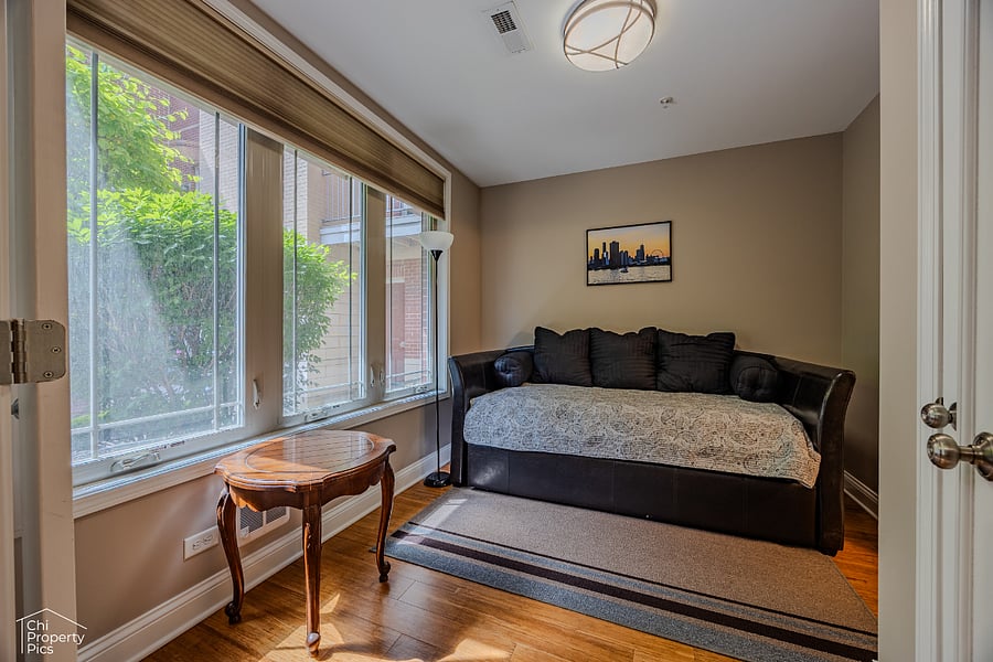 Third bedroom/flexspace (First floor)