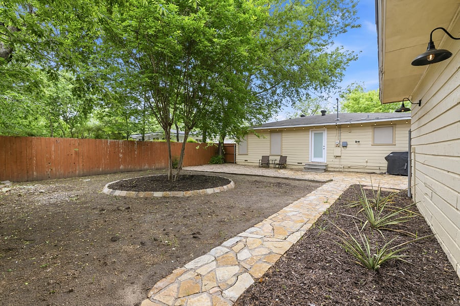 Furnished Finder property 1002873_1 photo 21