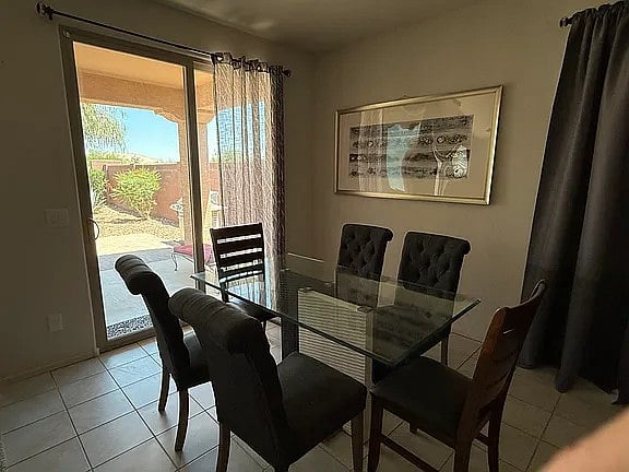 Furnished Finder property 1002882_1 photo 11