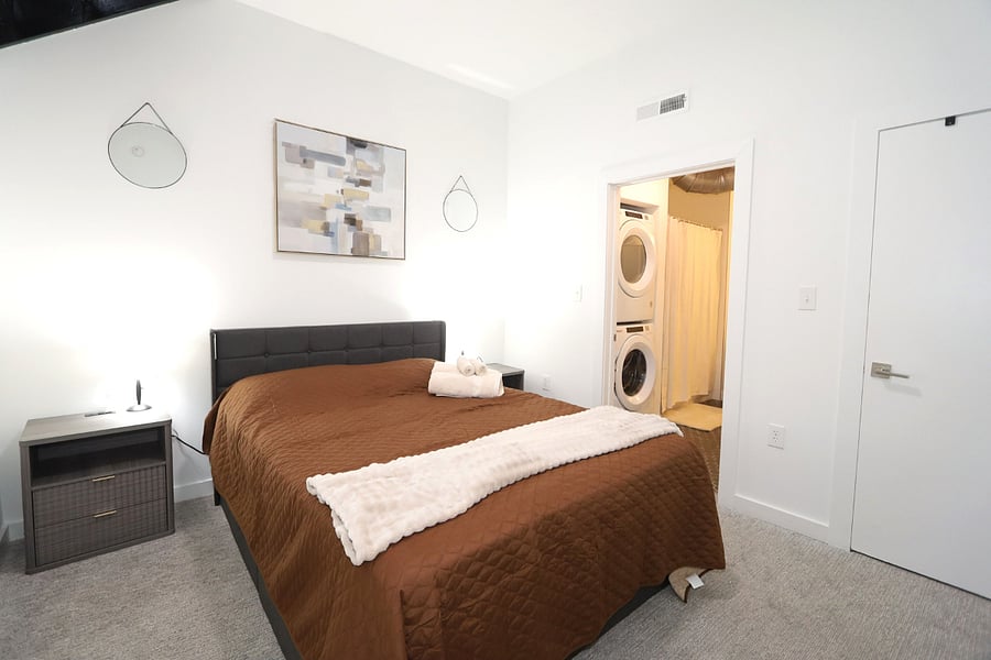 Furnished Finder property 1002883_1 photo 3