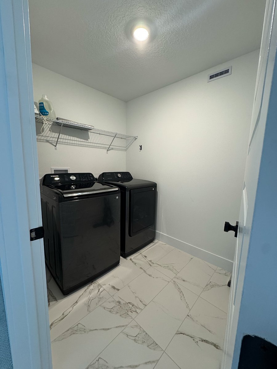 Furnished Finder property 1002901_1 photo 9