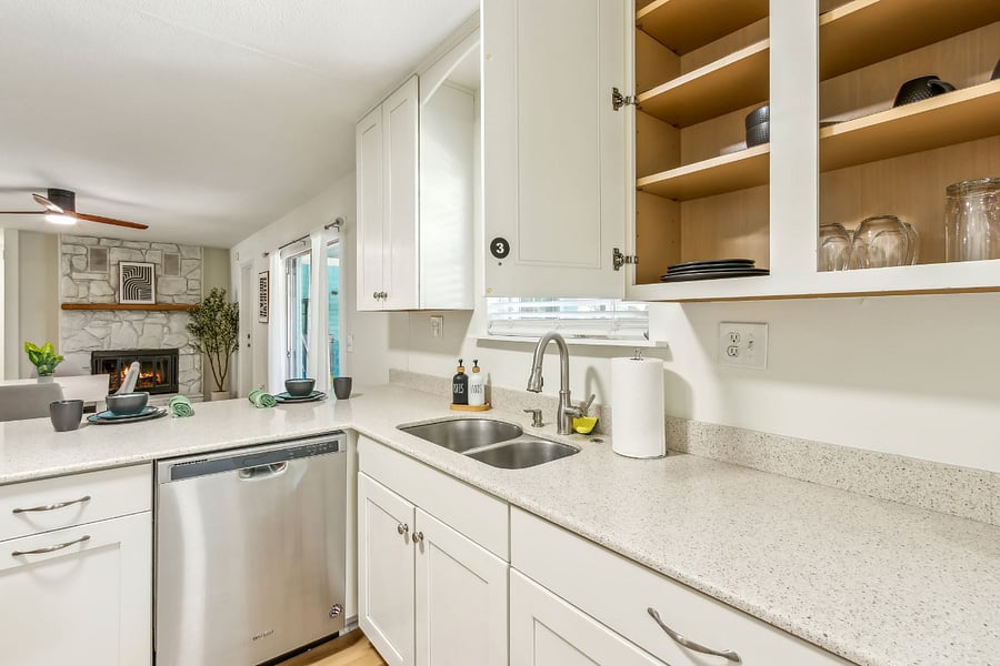 Furnished Finder property 1002913_1 photo 15