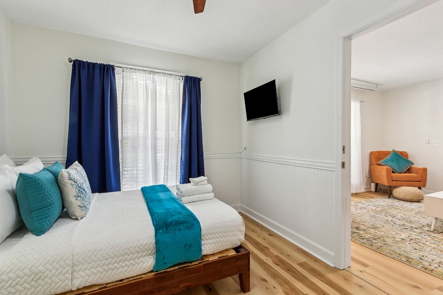 Furnished Finder property 1002913_1 photo 36