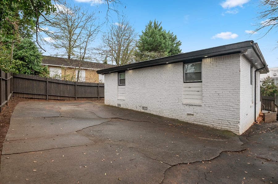 Furnished Finder property 1002925_1 photo 11