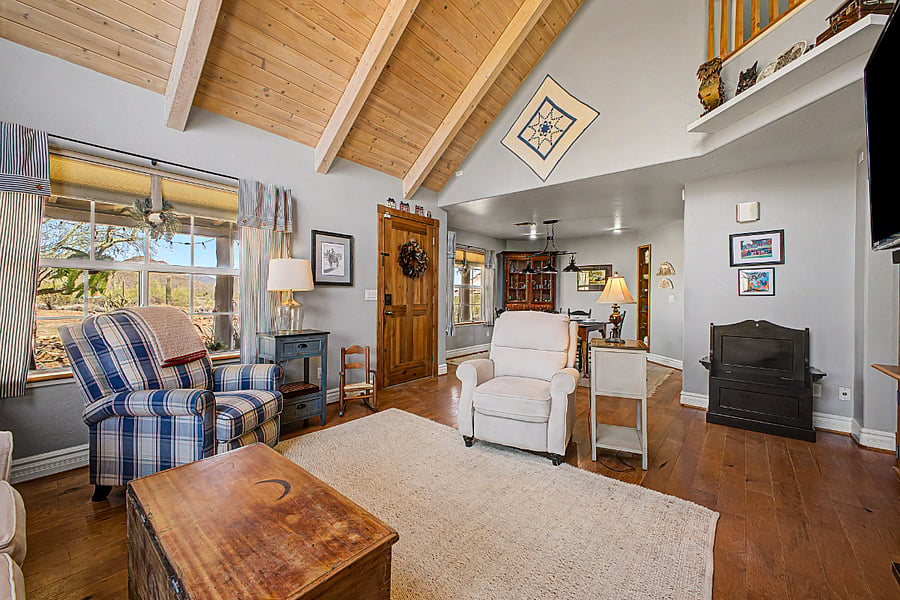 Furnished Finder property 1002938_1 photo 2