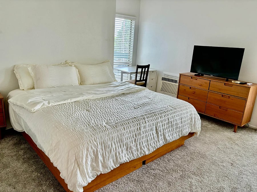 Furnished Finder property 1002943_1 photo 9