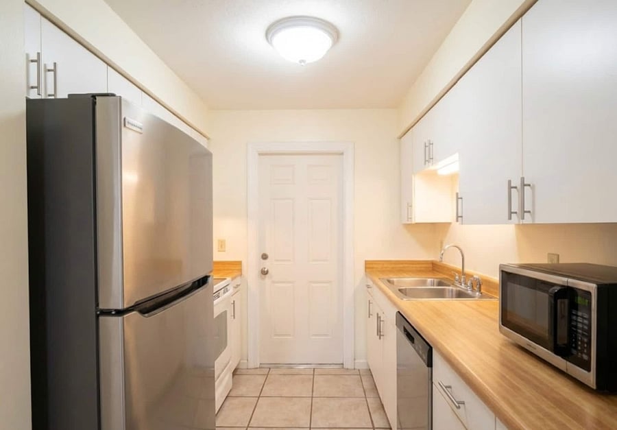 Furnished Finder property 1002953_1 photo 8