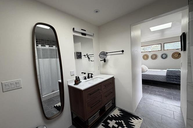 Furnished Finder property 1002959_1 photo 10