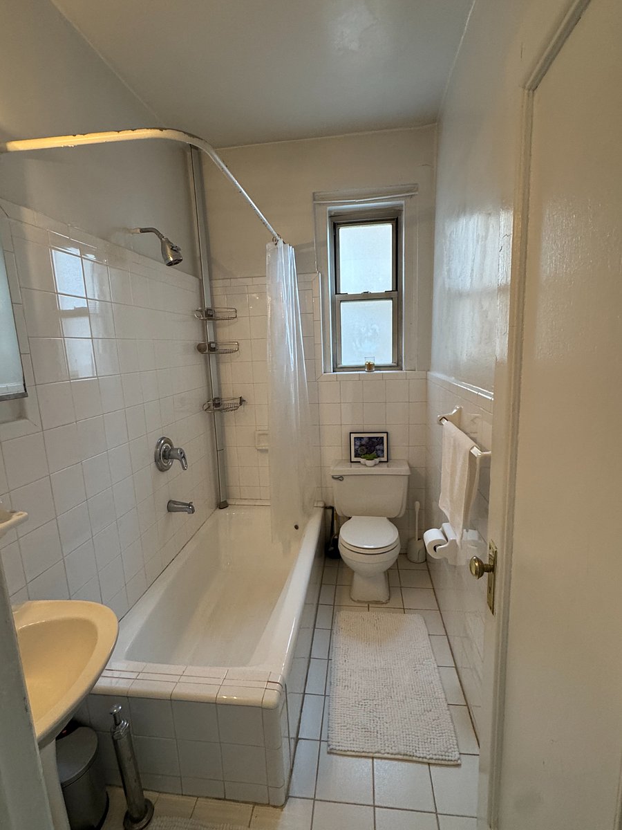 Furnished Finder property 1002972_1 photo 22