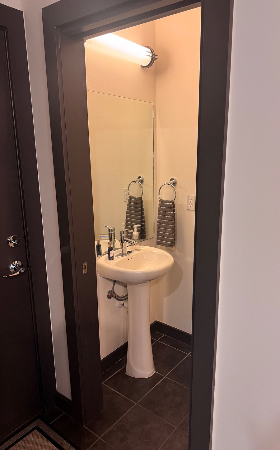Furnished Finder property 1002988_1 photo 18