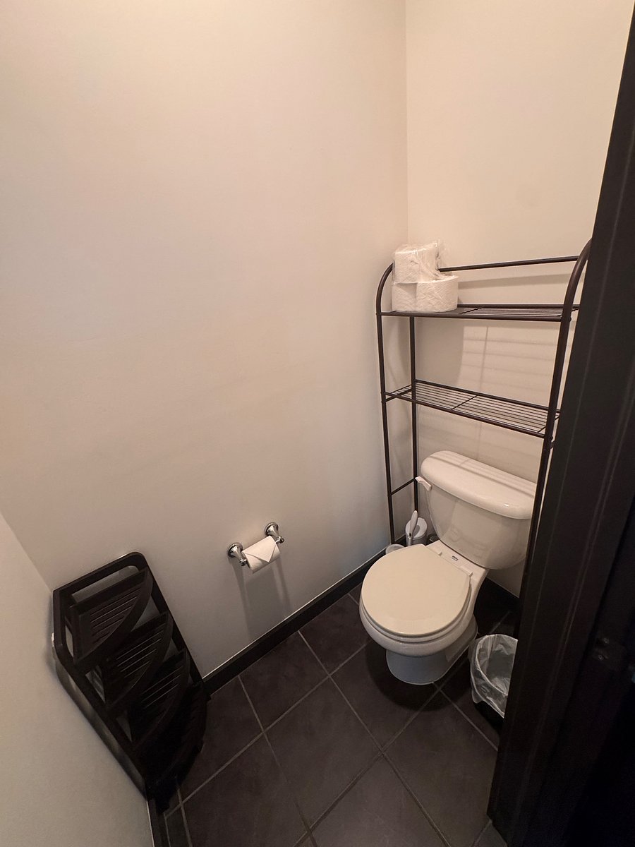 Furnished Finder property 1002988_1 photo 33