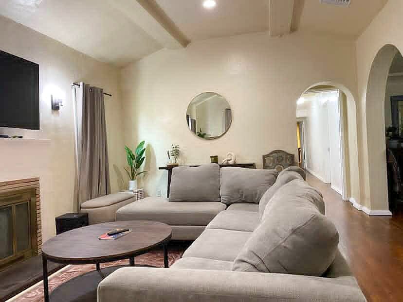 Furnished Finder property 1002990_1 photo 9