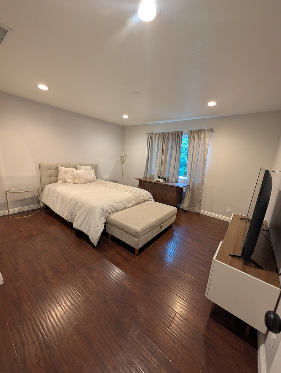 Furnished Finder property 1002993_1 photo 1
