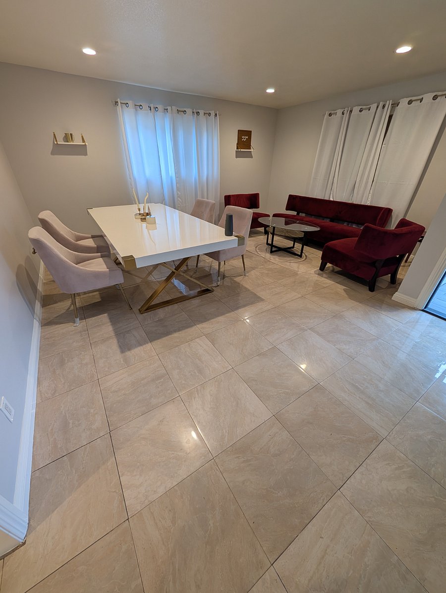 Furnished Finder property 1002993_1 photo 2