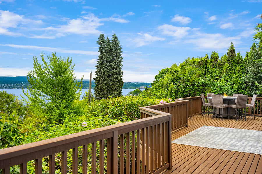 Deck
