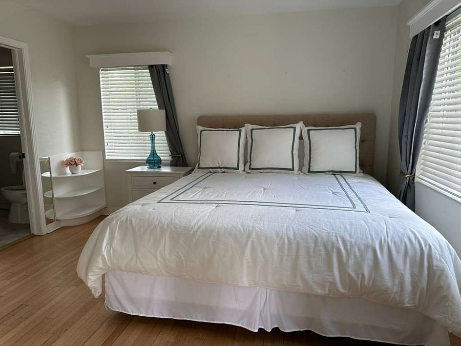 Furnished Finder property 1003122_1 photo 4