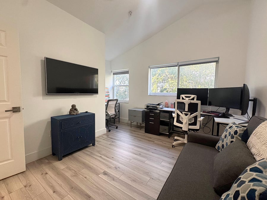 Furnished Finder property 1003192_1 photo 13
