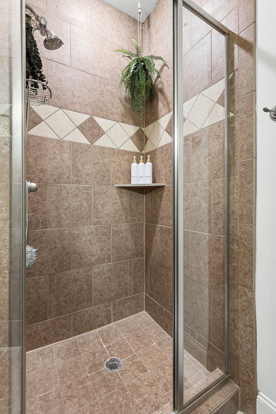 Furnished Finder property 1003193_1 photo 58