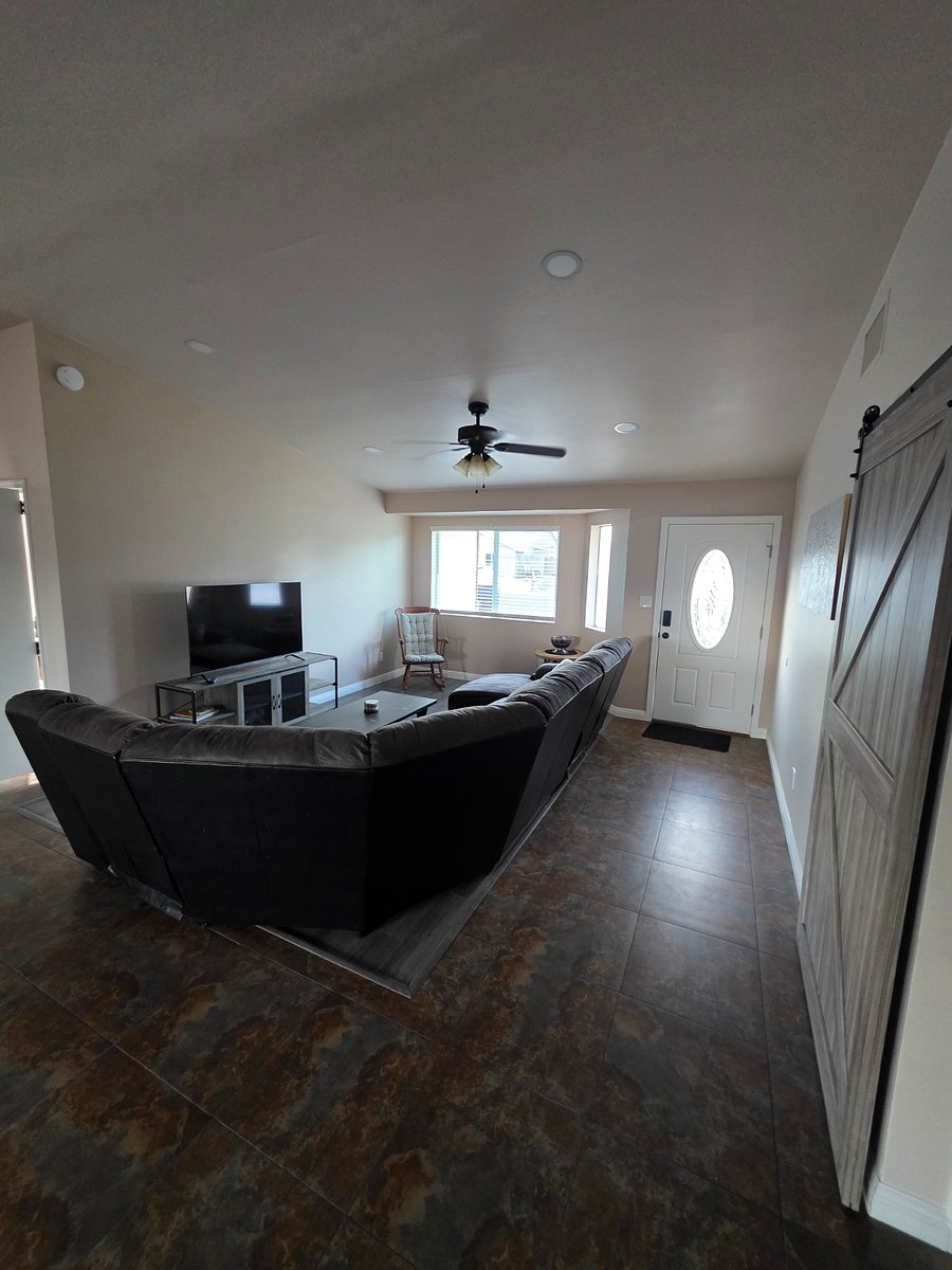 Furnished Finder property 1003227_1 photo 2