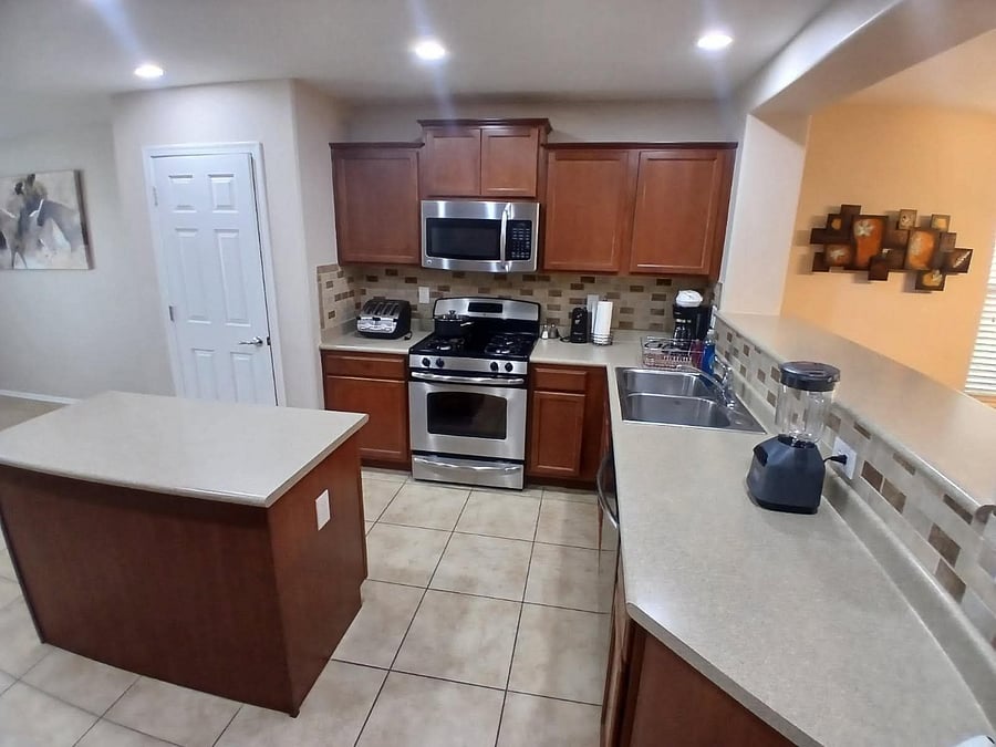 Furnished Finder property 1003255_1 photo 3