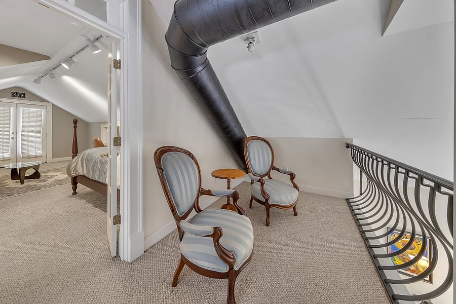 Upstairs Loft Overlooking Downstairs