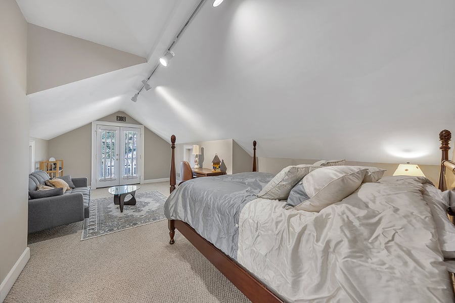 Master Suite - Bedroom #1