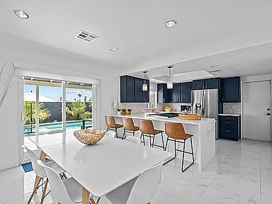 Furnished Finder property 1003281_1 photo 5