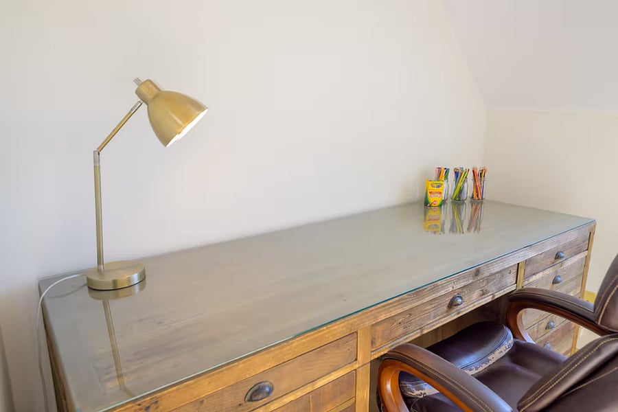 Work station nook