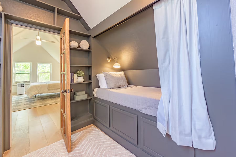 Additional bed for guests