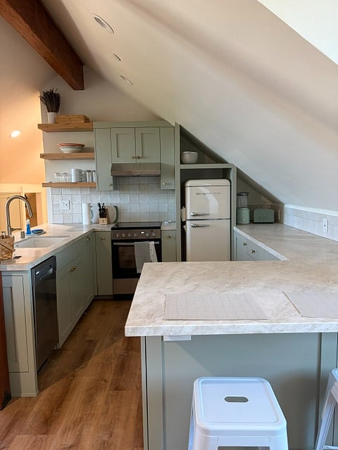 Furnished Finder property 1003318_1 photo 6