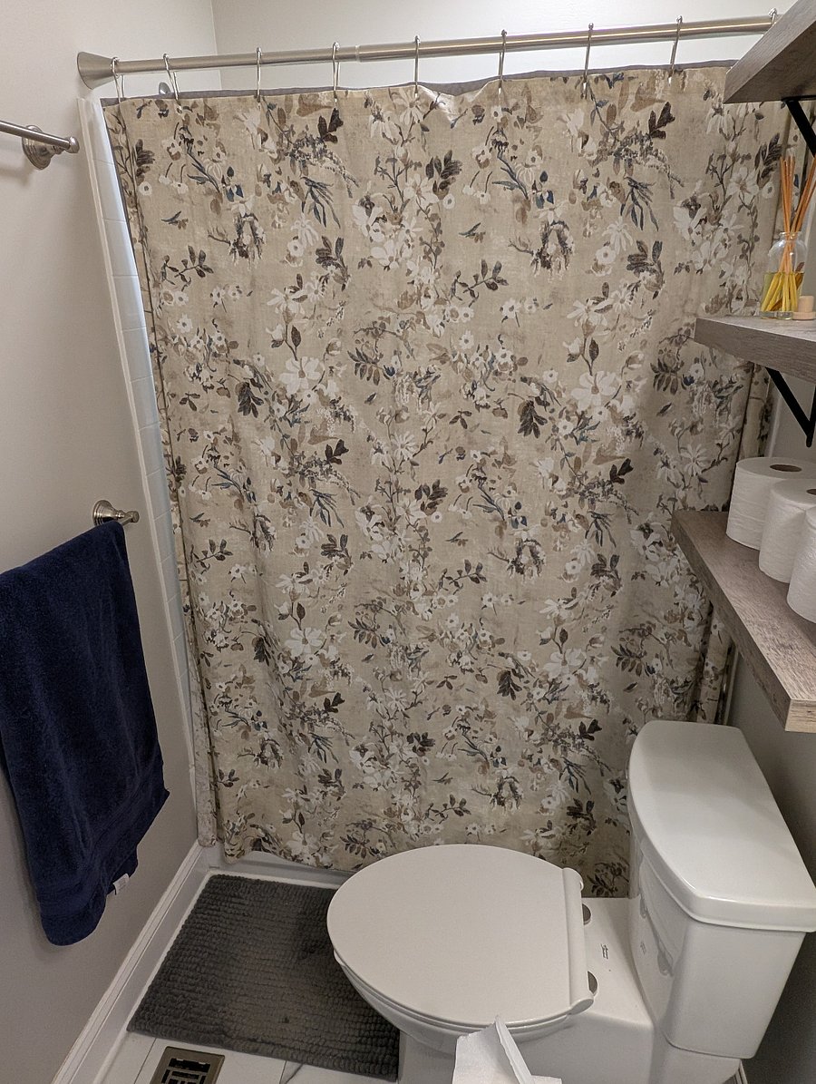 Upstairs bathroom