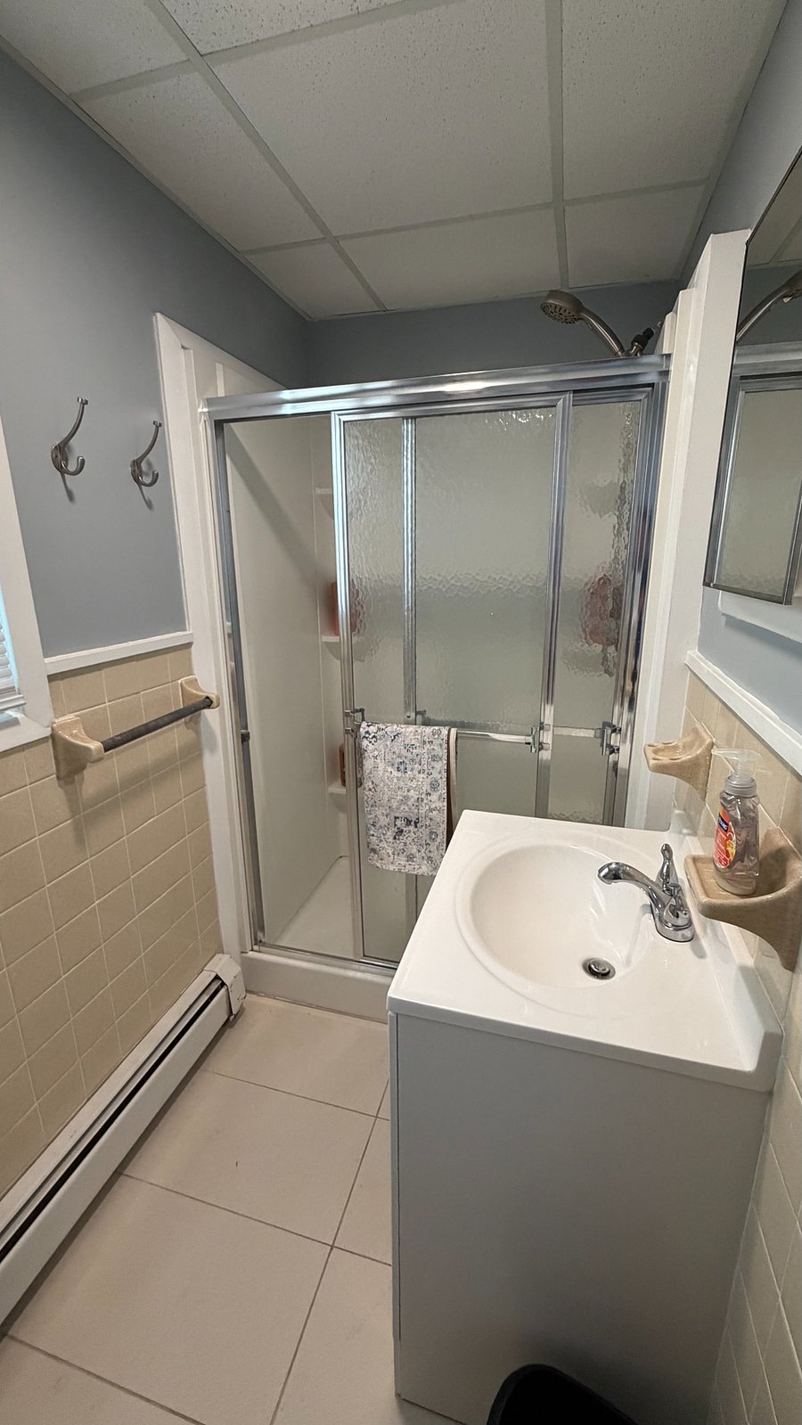 Full bath with walk in shower 