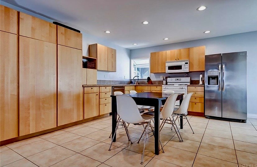 Furnished Finder property 1003411_1 photo 8