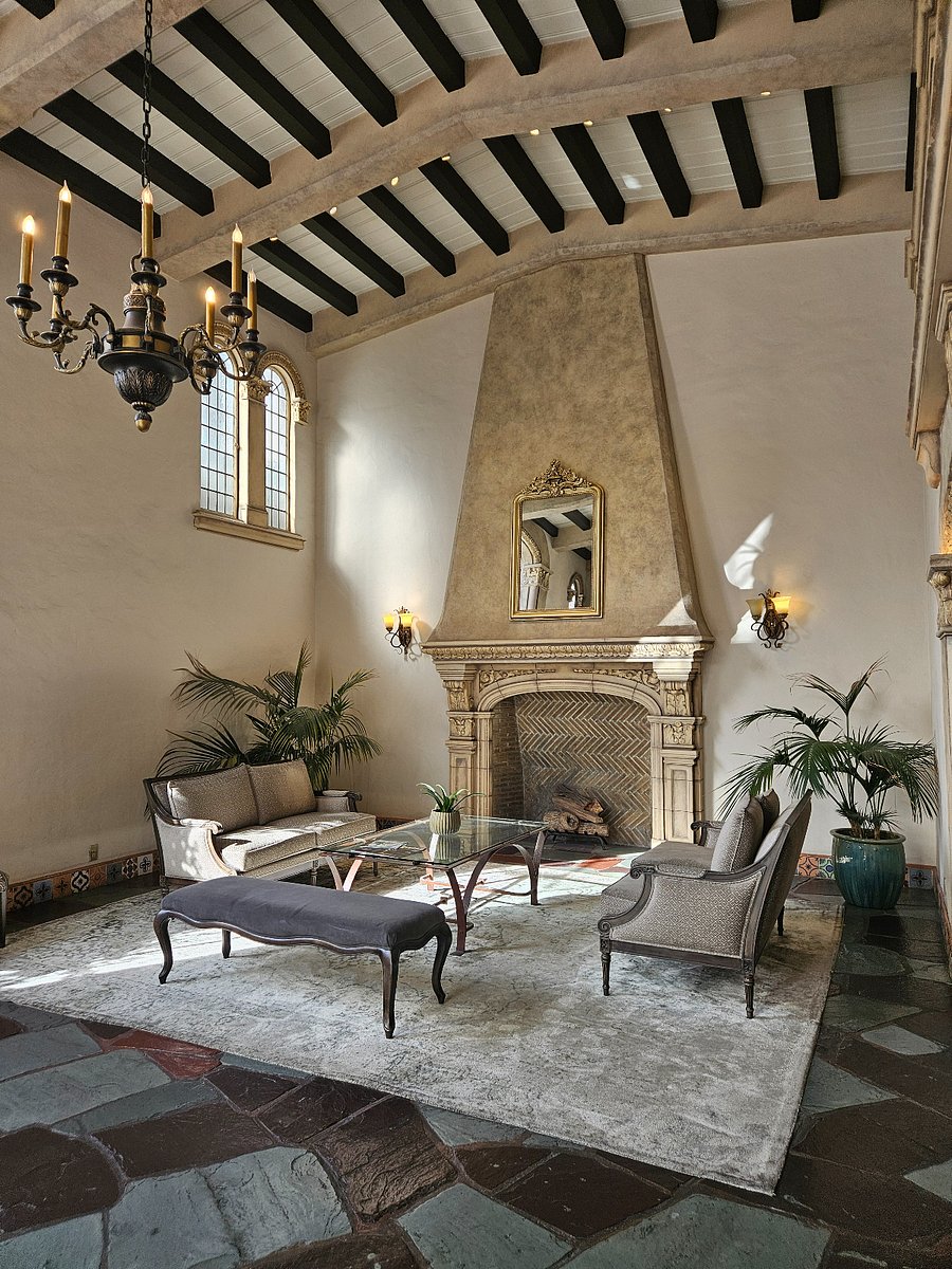 Building Lobby
