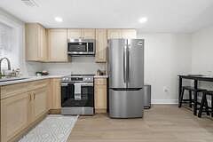 Photo of another furnished unit
