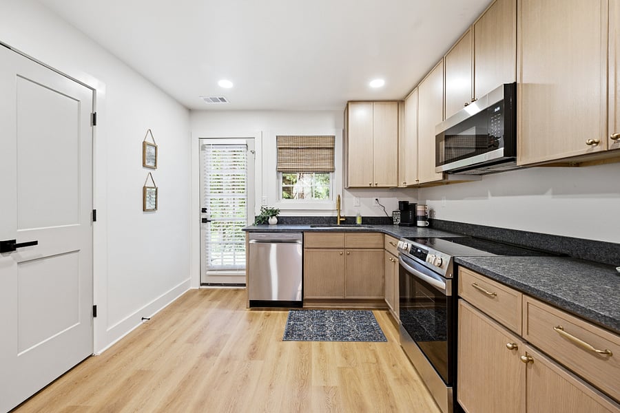 Furnished Finder property 1003452_1 photo 11