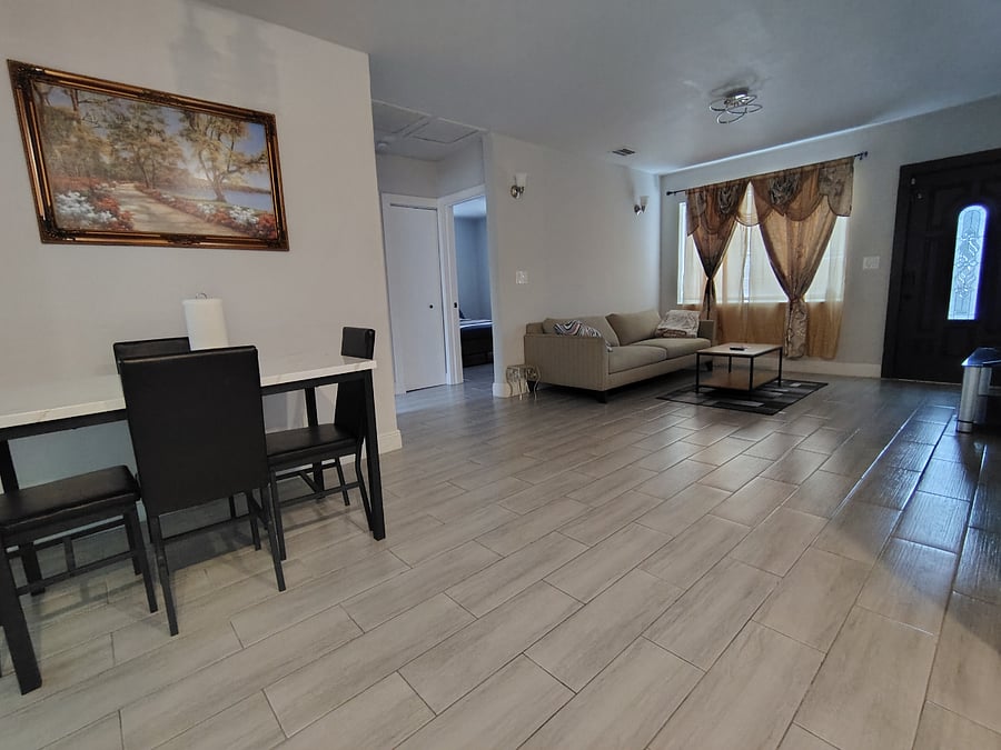 Furnished Finder property 1003473_1 photo 3