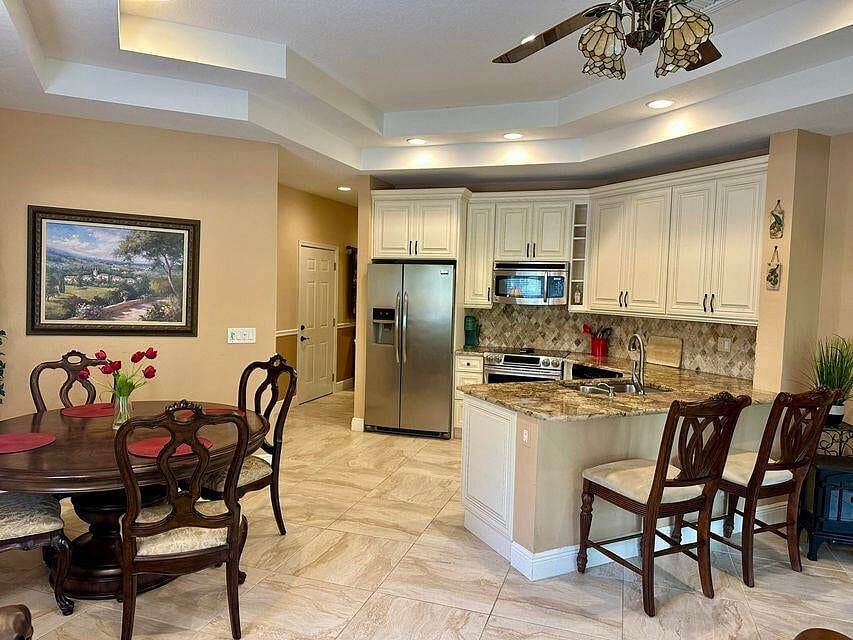 Furnished Finder property 1003477_1 photo 4
