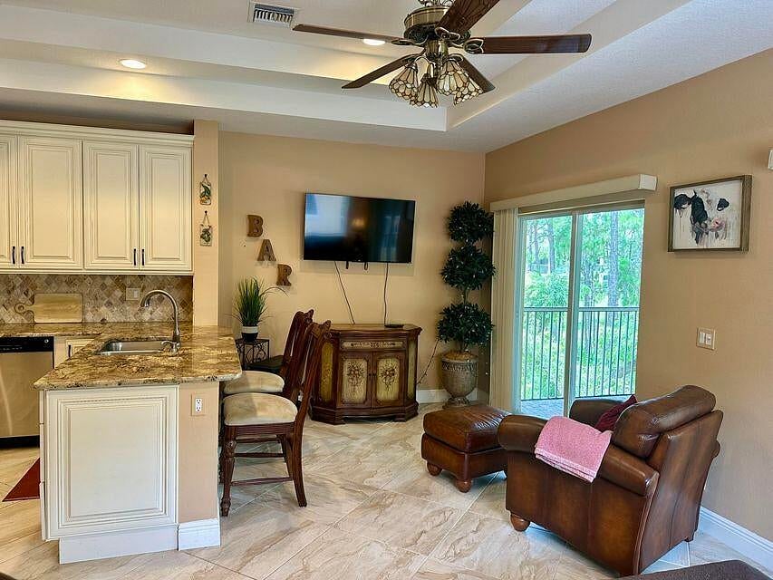 Furnished Finder property 1003477_1 photo 8
