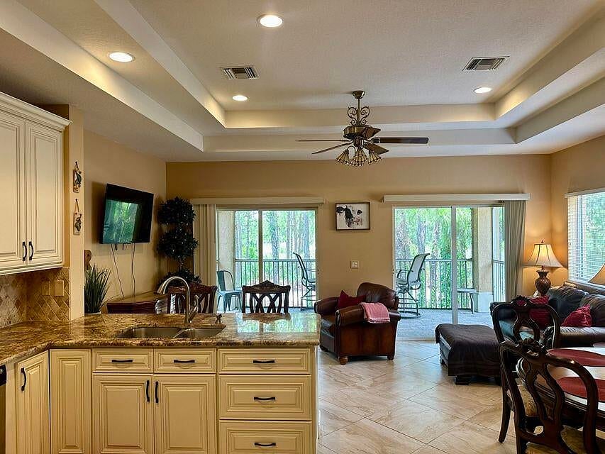 Furnished Finder property 1003477_1 photo 7