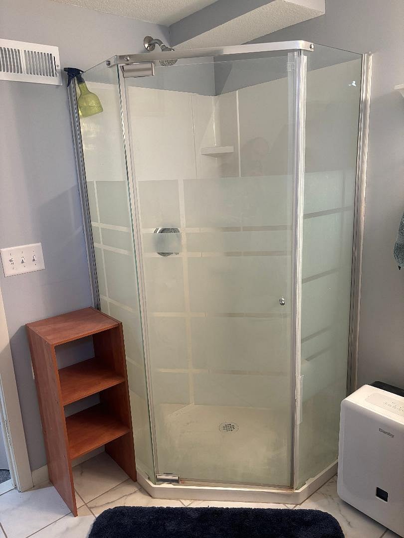 Private Bath/Shower.