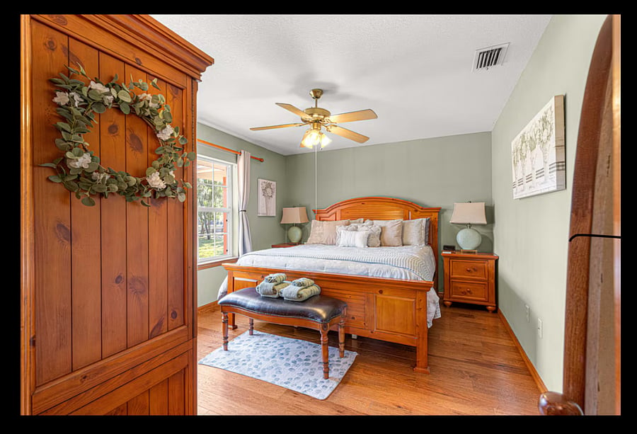 Bedroom 2 King