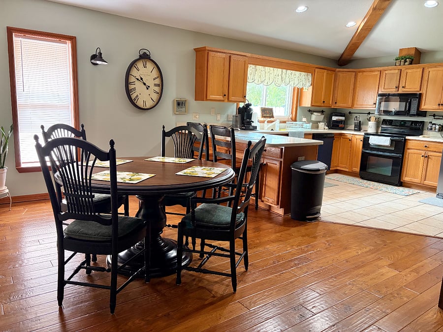 Kitchen/Dining