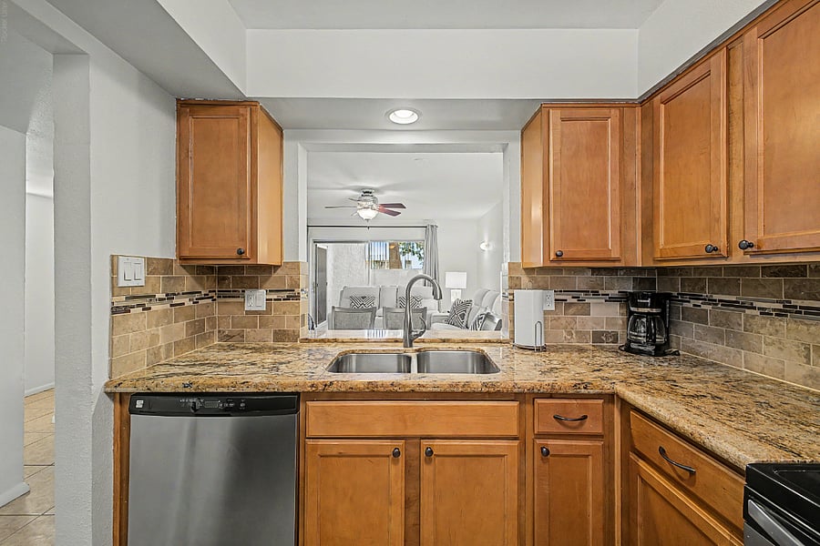 Furnished Finder property 1003513_1 photo 10
