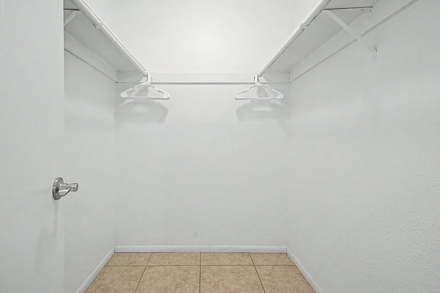 Furnished Finder property 1003513_1 photo 13