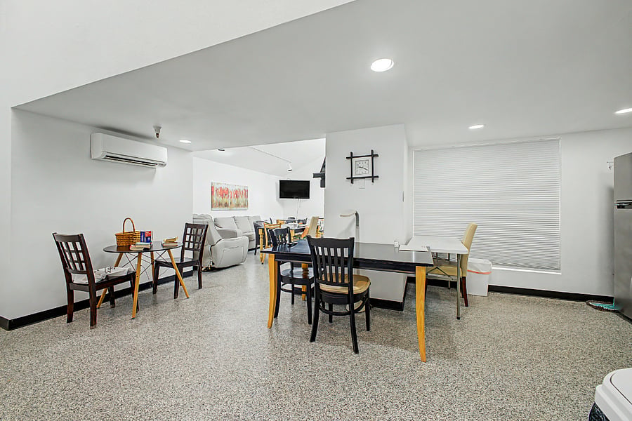 Furnished Finder property 1003513_1 photo 38