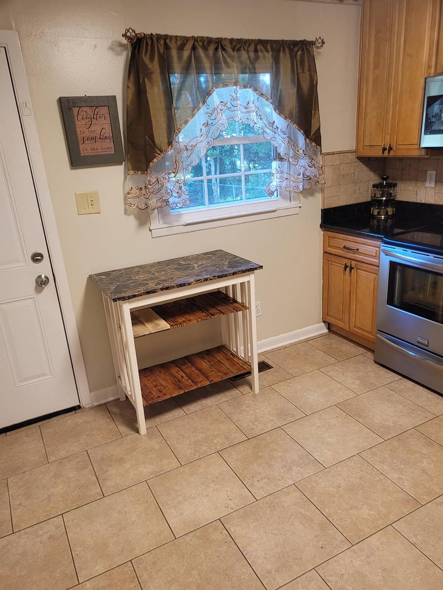 Furnished Finder property 1003518_1 photo 12