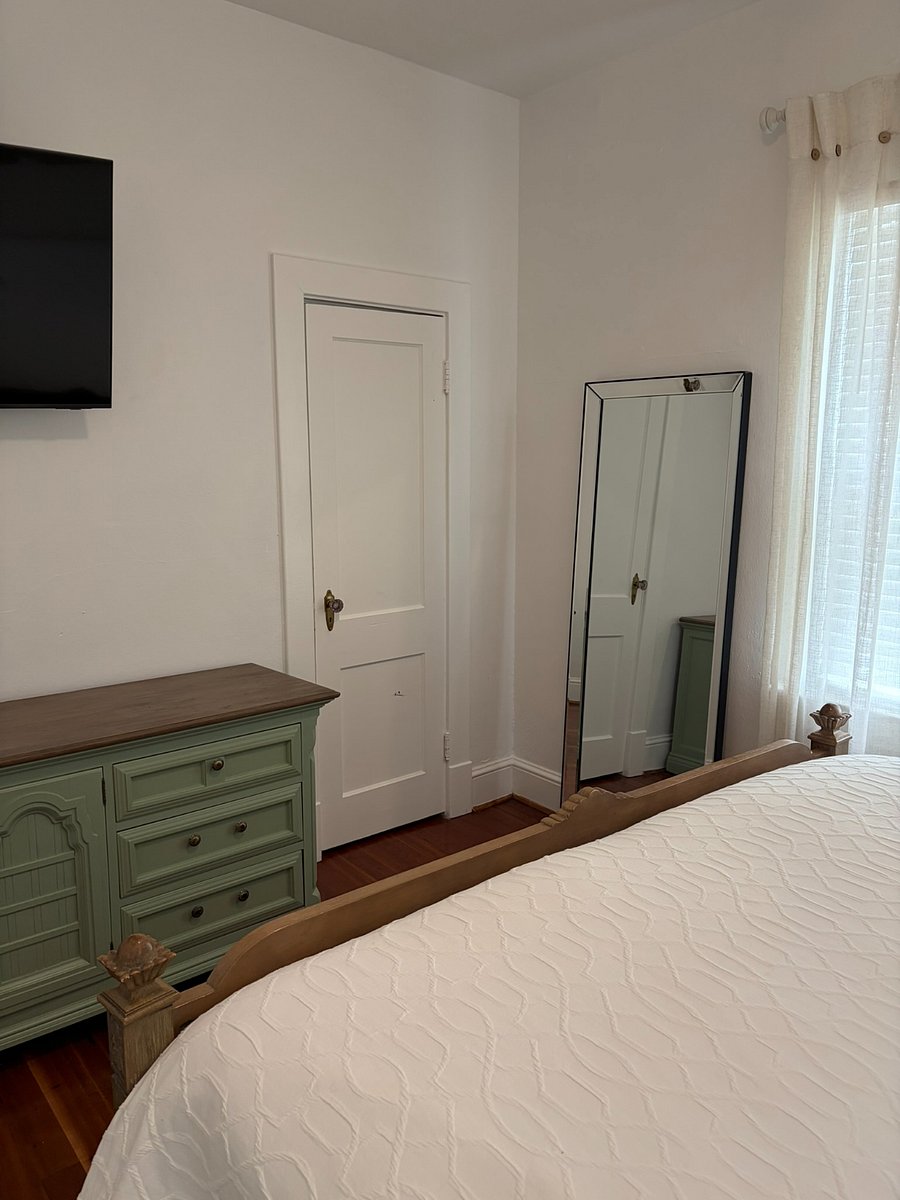 Furnished Finder property 1003525_1 photo 16